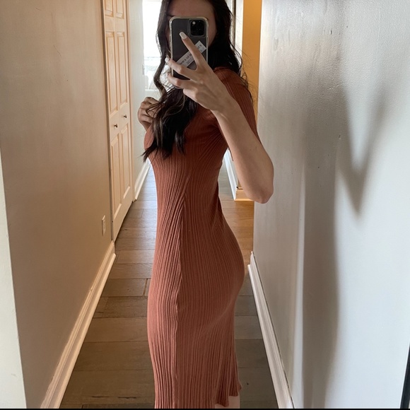 HOUSE OF HARLOW 1960 X SOFIE RICHIE INAYA DRESS IN TERRACOTTA, SIZE SMALL - Picture 4 of 7